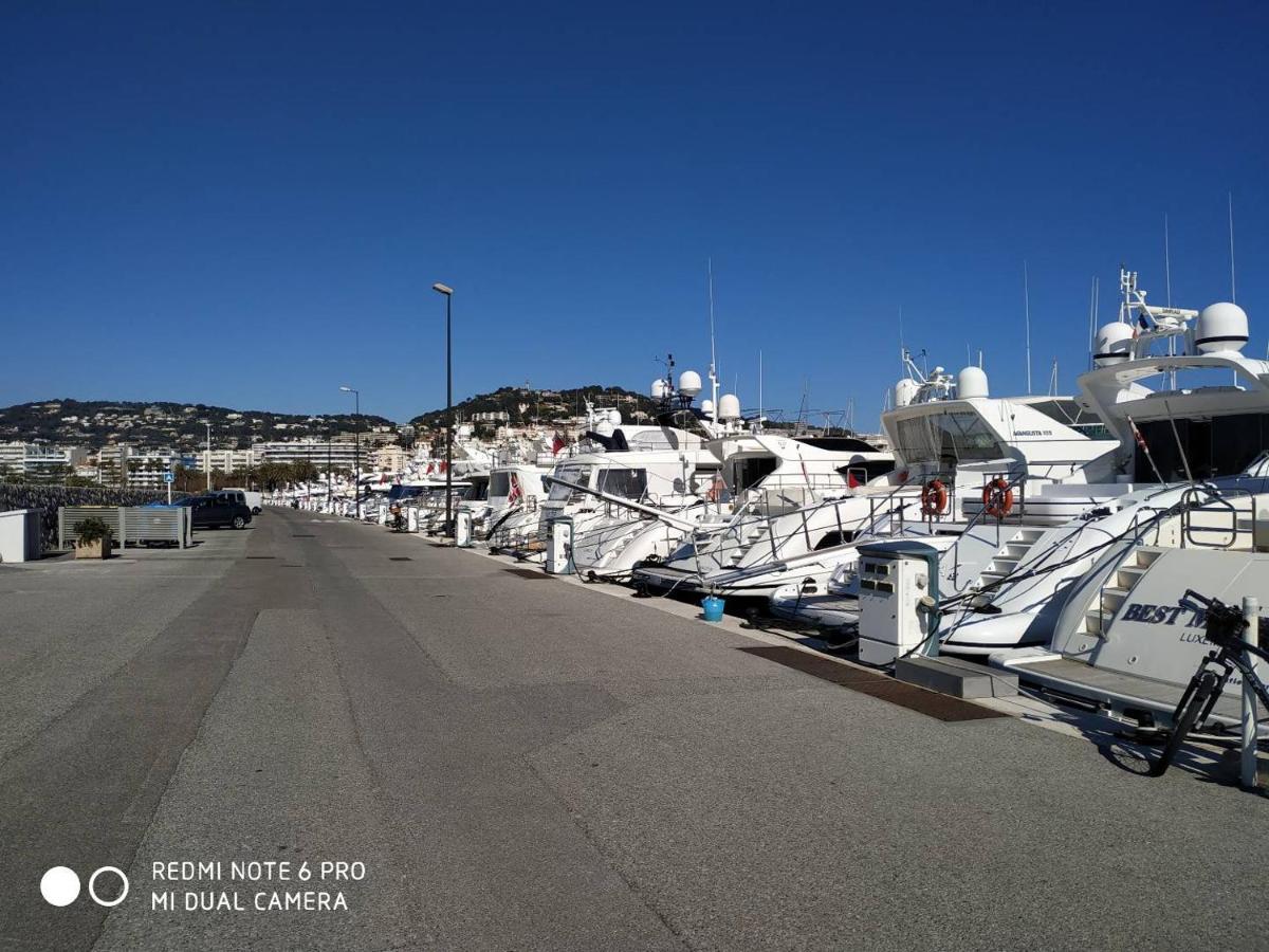 Ferretti 36 ' Bateau à Quai Vieux-Port Cannes Festival La Croisette Exterior foto