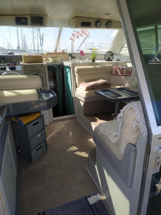 Ferretti 36 ' Bateau à Quai Vieux-Port Cannes Festival La Croisette Exterior foto