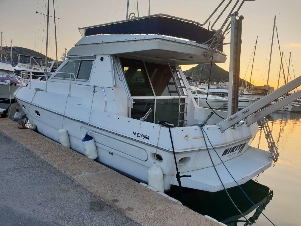 Ferretti 36 ' Bateau à Quai Vieux-Port Cannes Festival La Croisette Exterior foto