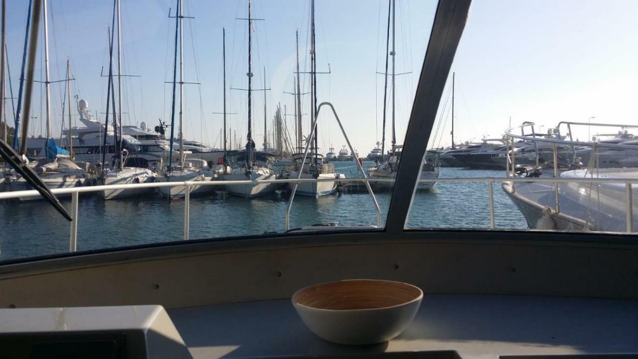 Ferretti 36 ' Bateau à Quai Vieux-Port Cannes Festival La Croisette Exterior foto