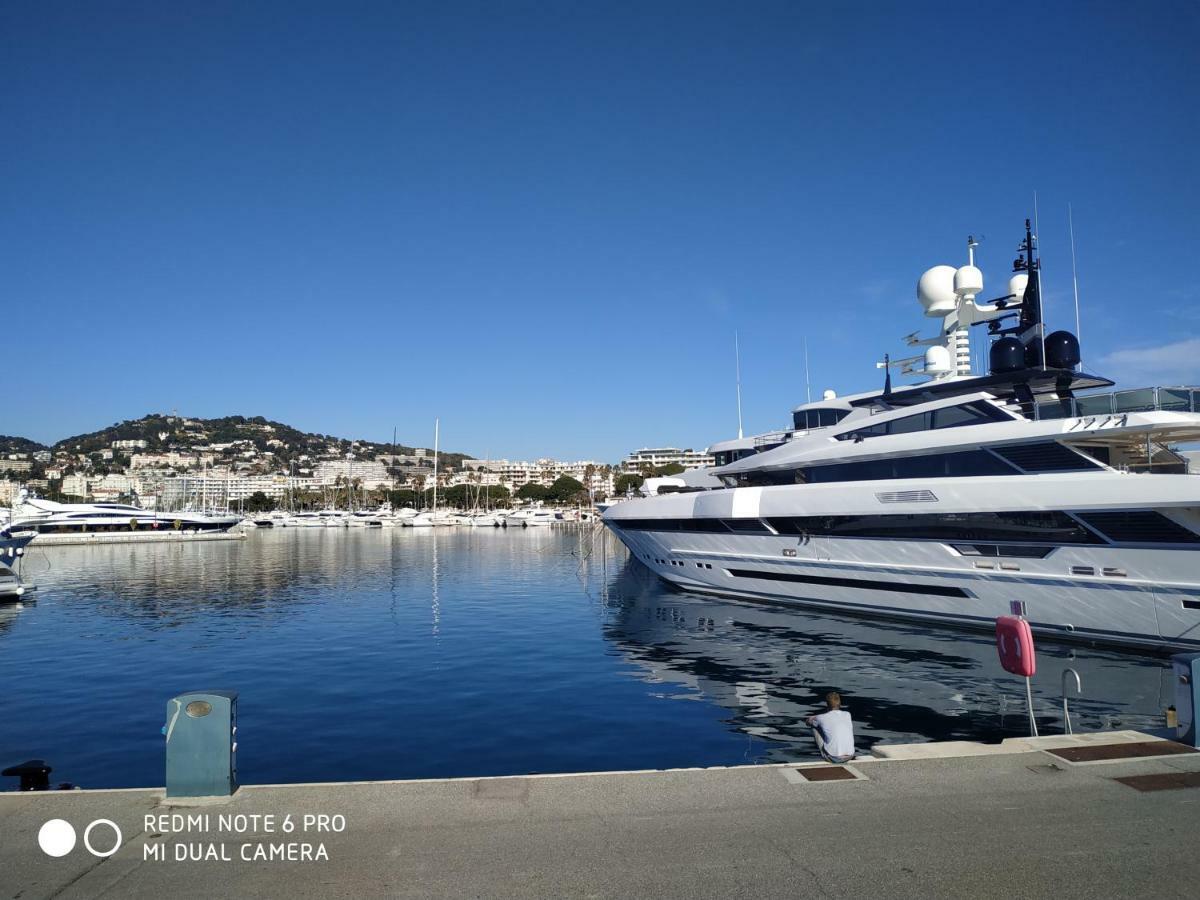 Ferretti 36 ' Bateau à Quai Vieux-Port Cannes Festival La Croisette Exterior foto