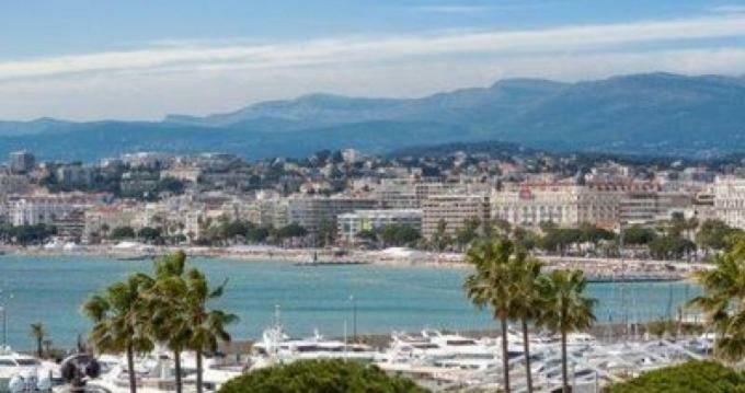 Ferretti 36 ' Bateau à Quai Vieux-Port Cannes Festival La Croisette Exterior foto